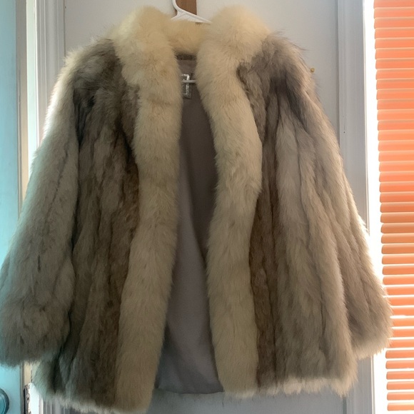 Saga Furs Jackets & Blazers - Saga Fox waist length fur size small